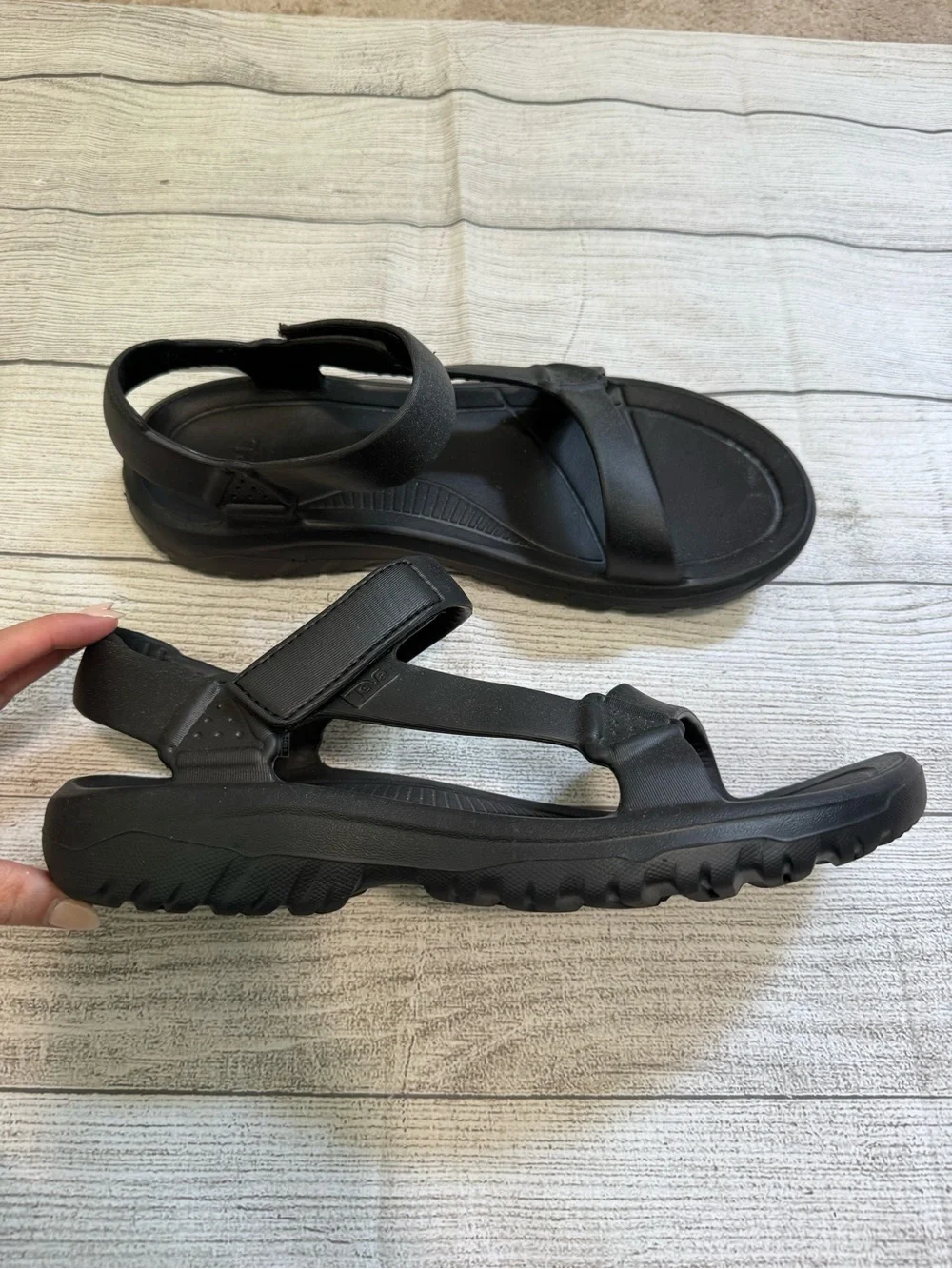 Teva men hurricane